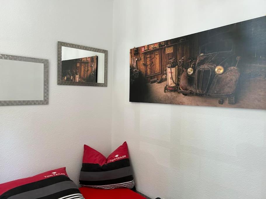 Ruhige Wohnung Im Fabrikstil In Хемниц Экстерьер фото